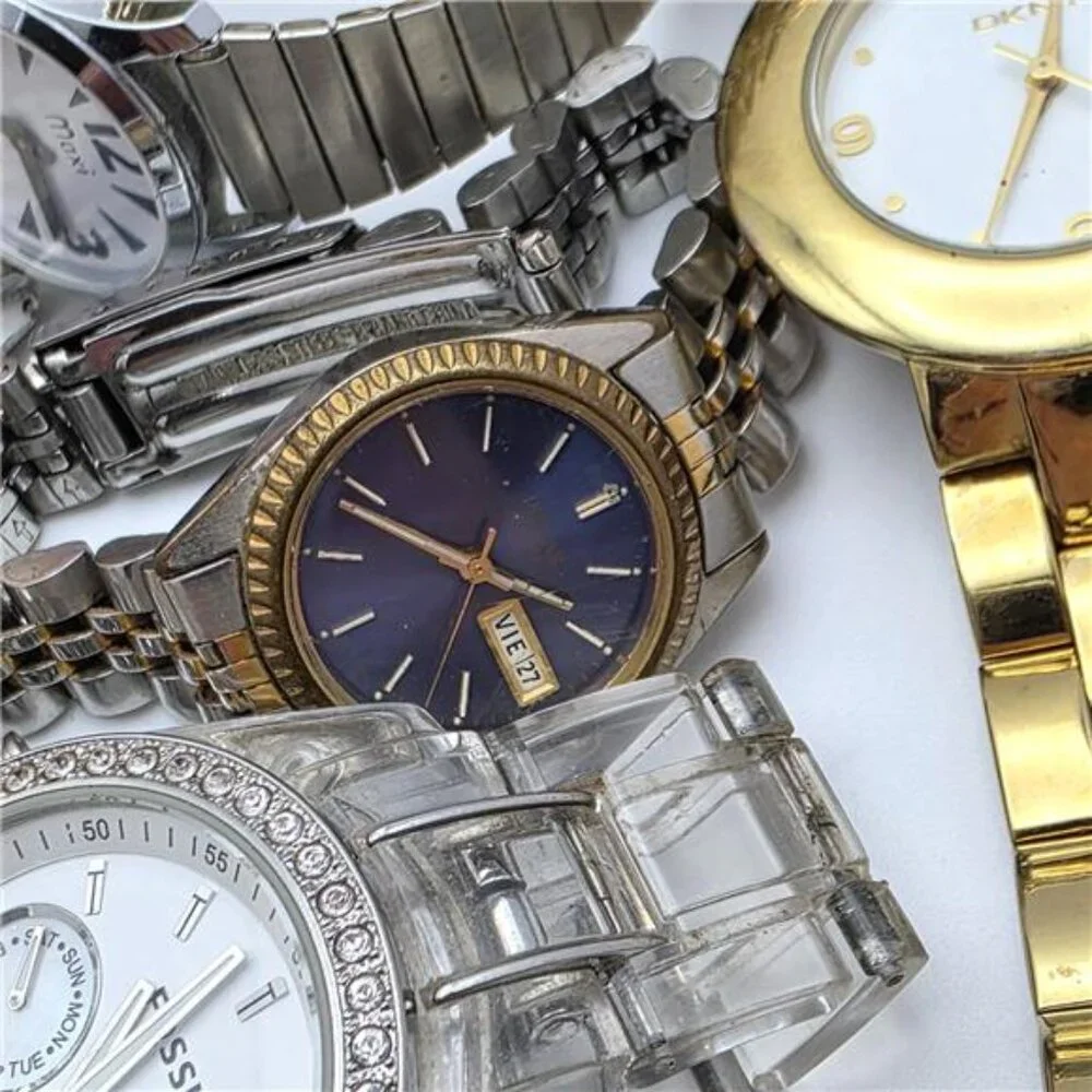 Mixed Watch Lot 16 Pieces Men Women For Repair Parts Untested Fossil Seiko Gruen
